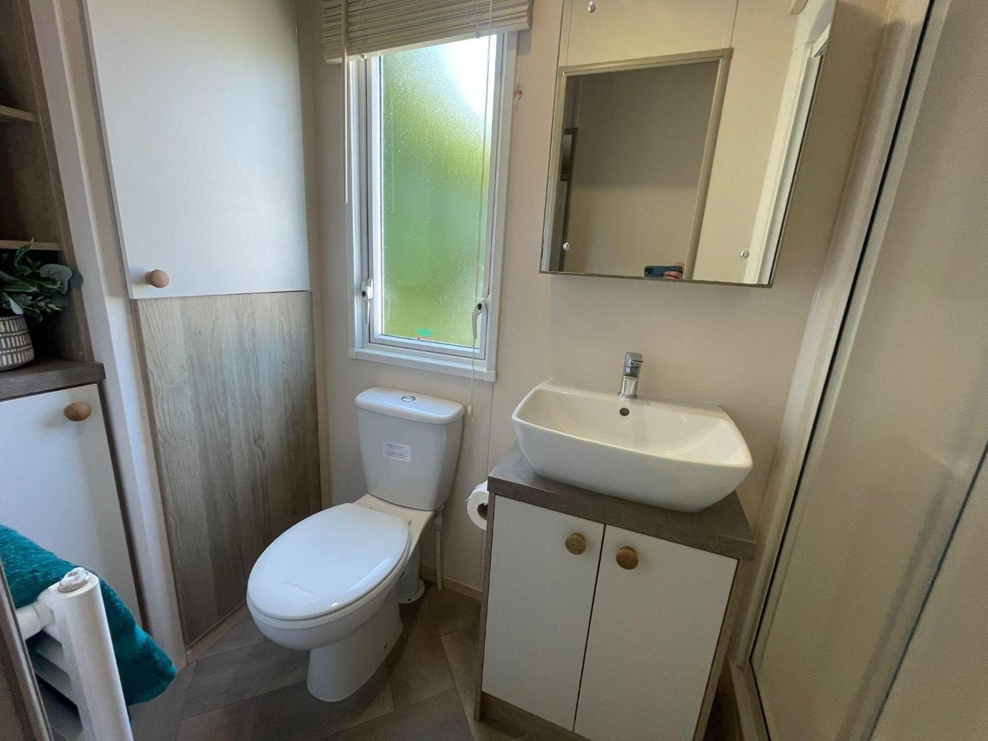 Lovely Caravan At Manor Park, Nearby Hunstanton Beach In Norfolk Ref 23049S Екстериор снимка